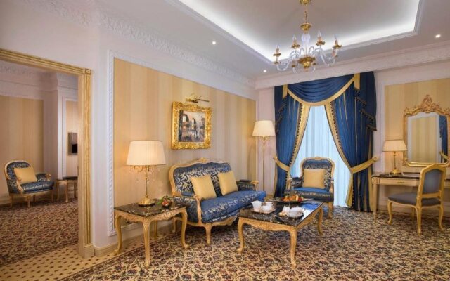 Royal Rose Abu Dhabi, a Curio by Hilton Affiliated Hotel