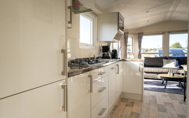 Chalet by Veluwemeer With Water Sports