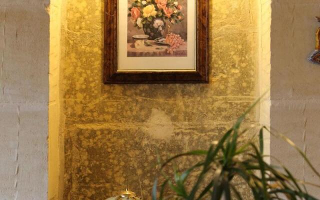 Grotto's Paradise B&B