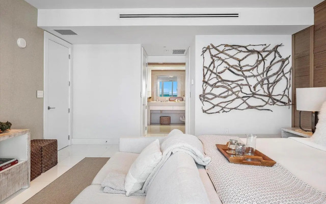 Ocean View Private Residence - 1007