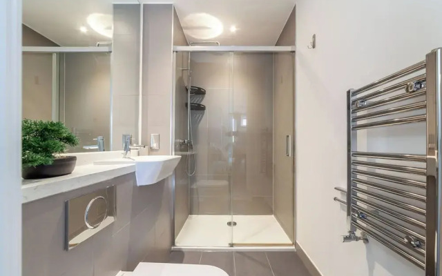 The Colindale Luxury Apartment