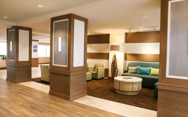 Courtyard by Marriott Nassau Downtown/Junkanoo Beach