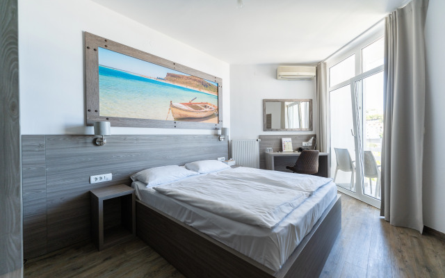 Barbara Piran Beach hotel