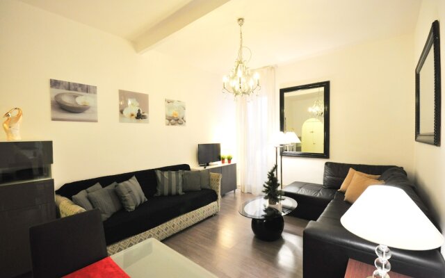 Holiday Apartments Rome - Trevi Fountain