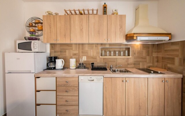 Nice Home in Stifanici With Wifi and 1 Bedrooms