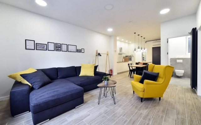 Fishnjak apartments