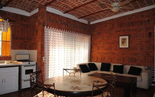 Mama Chuy Hotel & Villas Ajijic