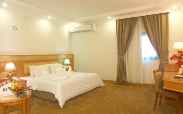 Al Mahmal Palestin Hotel