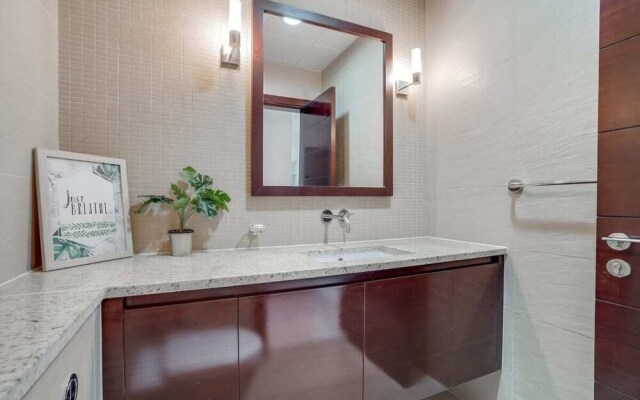 Stunning Apartment w/ Beach Access at The Palm!