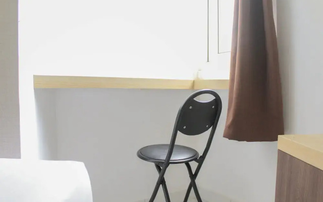 Strategic and Posh Studio Aeropolis Apartment