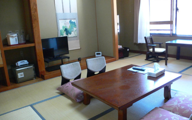Yuttarino-Sato Inaka