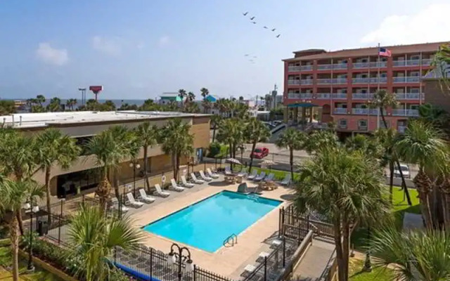 Beachfront Palms Hotel Galveston
