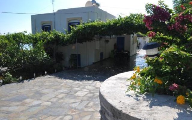 Holiday home 4 bedrooms 2 bathrooms - Pefki