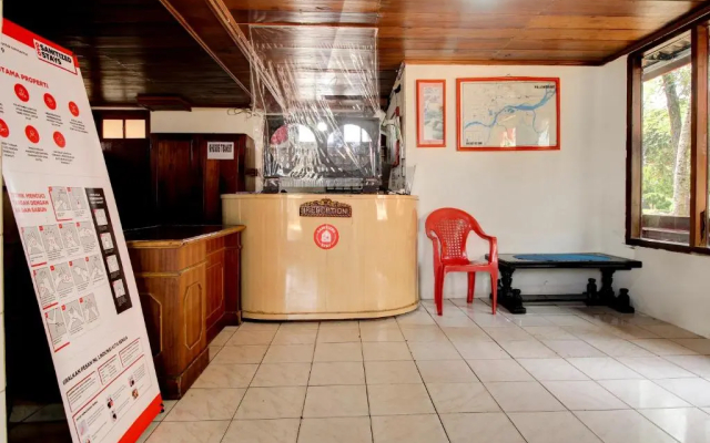 OYO 3180 Hotel Rian Cottage - Hotel in Palembang - Photo 2
