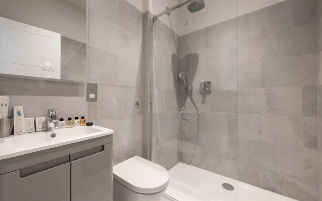 Sweet Inn - Kensington High Street