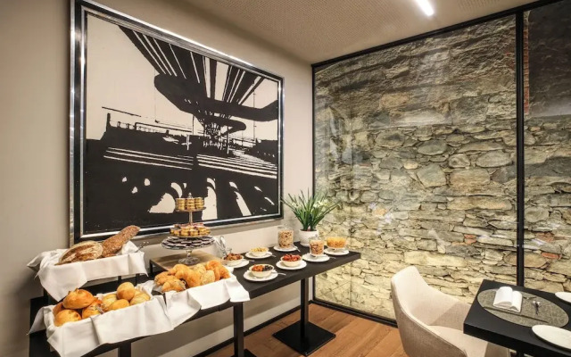 Binario 934 Smart Hotel