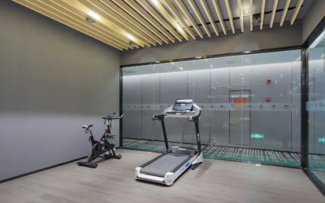 Sicheng International Hotel (Nanjing Railway Station Xuanwu Lake)