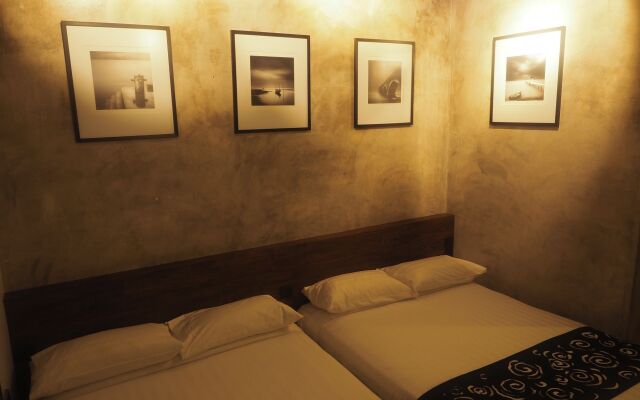 The Hulo Hotel Gallery