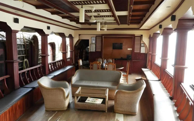 Aqua Jumbo Houseboats