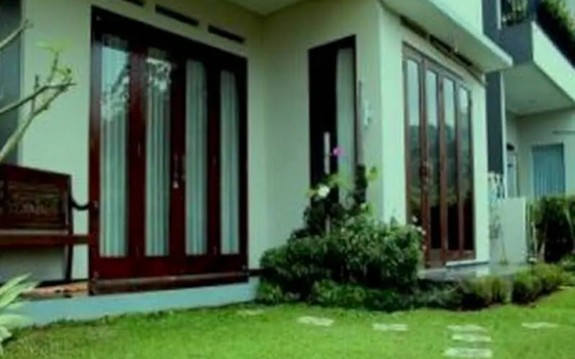 Villa Bukit Dago