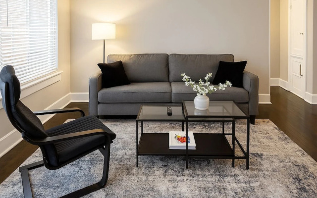 Furnished 3BR - Blackstone 1