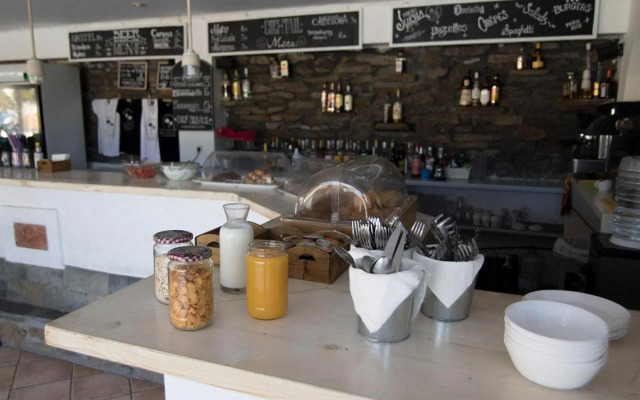 Armadoros Hotel Ios Backpackers