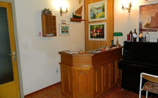 Apartment and Room Darinka