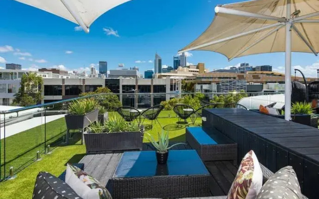 The Nest - Modern Room In Northbridge with Roof Terrace