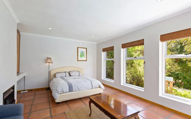Hout Bay Hilltop - In Cape Town (Hout Bay)