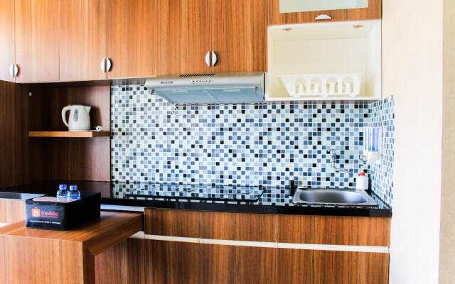 1BR City View at Green Pramuka Apartment near Mall