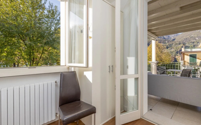 Porto Letizia Iris 4