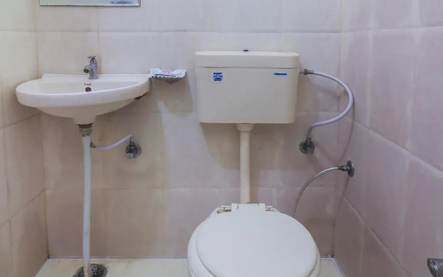 Rj 14 Home Stay By OYO Rooms