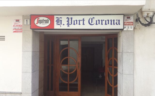 Hostal Port Corona