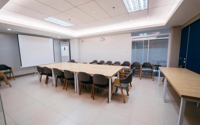 Henia Hotel