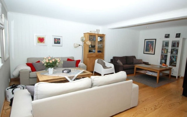 Solferie Holiday Home - Korsvikkilen