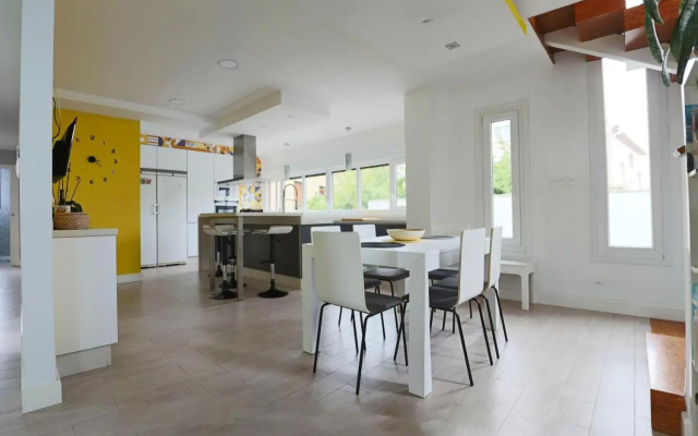 CASA FEITIÑA: vistas al mar, moderna y funcional