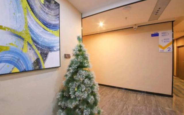 Light Stay·Yuexiang Hotel (Xi’an Dayan Pagoda Metro Station)