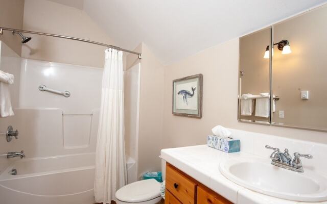 The Black Pearl 3 Bedroom Home