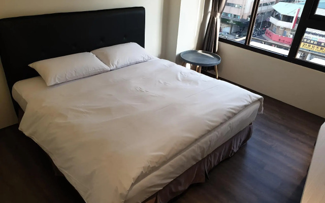 CHECK inn Express Taichung Fuxing