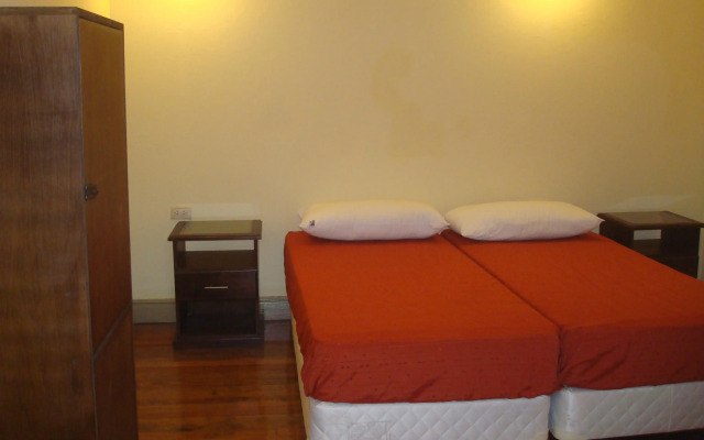 Hostel Centenario