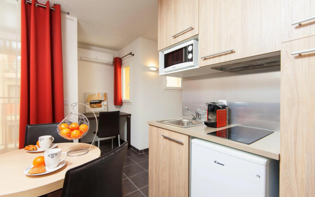 Villa Serafina Apartments