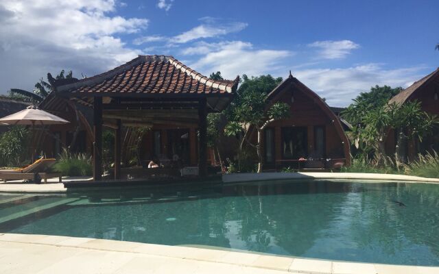 Paradesa Living
