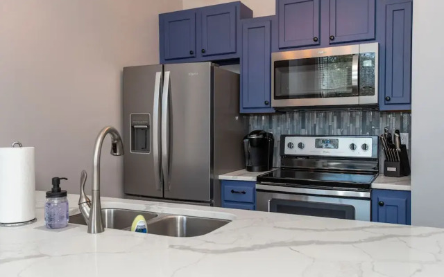 Heart of Mainstrasse Apt 1