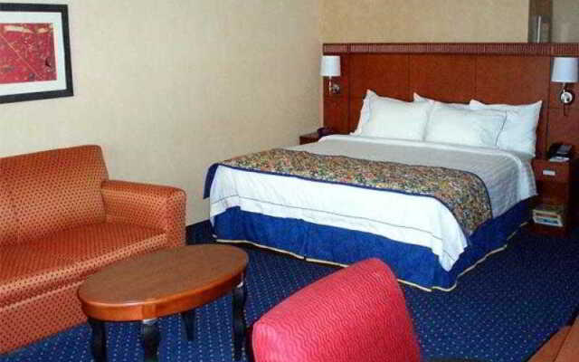 Courtyard by Marriott Pittsburgh Monroeville