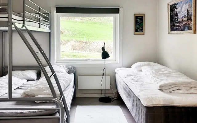 10 Person Holiday Home in Bygstad-by Traum