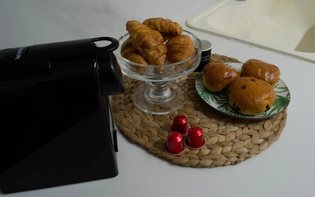 Oniropetra Luxury Suites