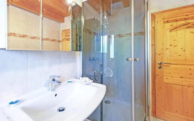 Exceptional Chalet With Outdoor Bubble Bath