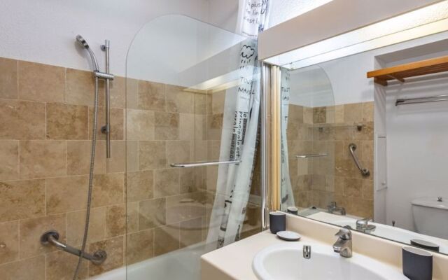 Port de La Gavine 32235