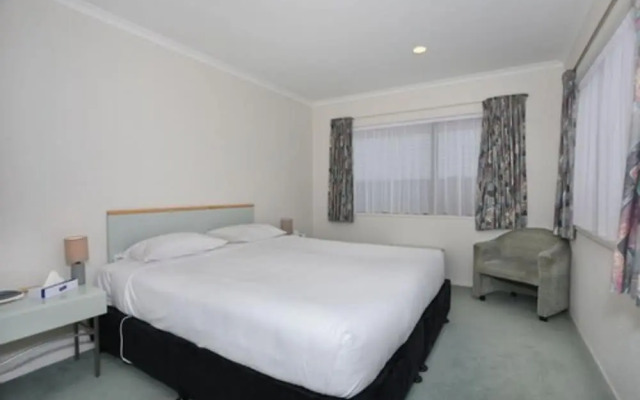 Pavilion Motel & Conference Centre