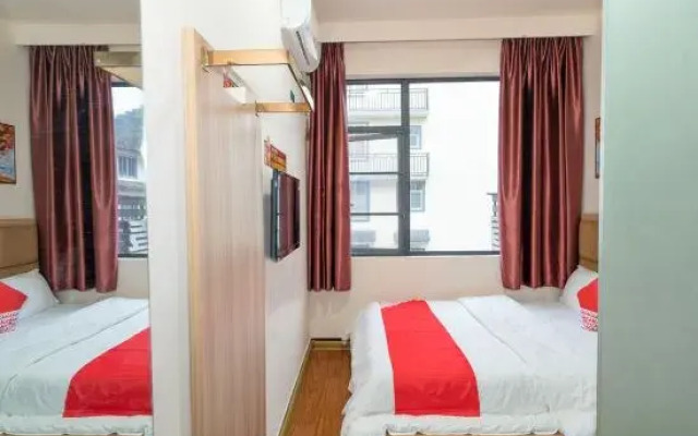 Shanxueshan Villa Hotel (Yangshuo West Street Lijiang Branch)